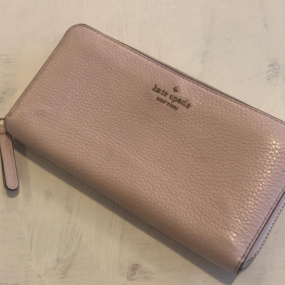 Kate Spade ♠️ New York ZipAround Wallet
